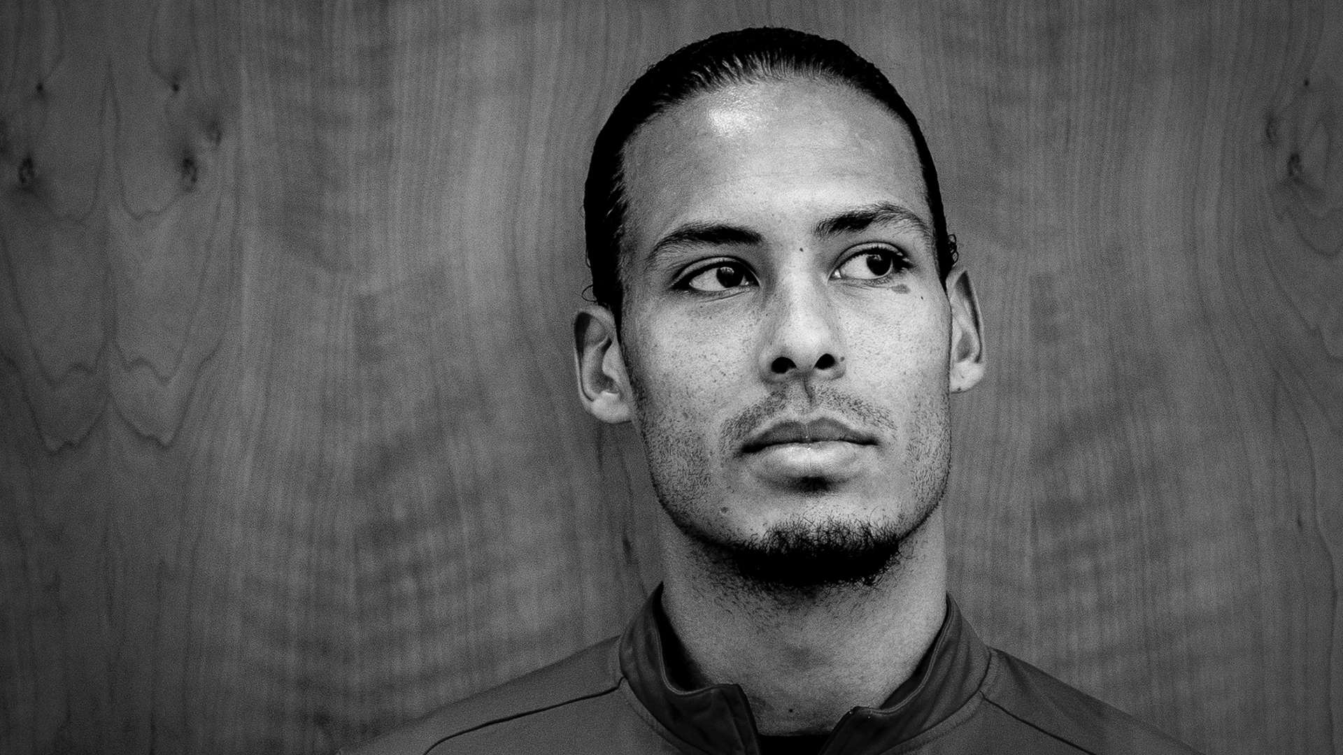 间佩戴耳机 间佩戴耳机