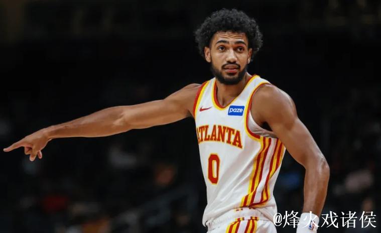 老鹰官方：球队已经裁掉双向合同球员雅各布-托平