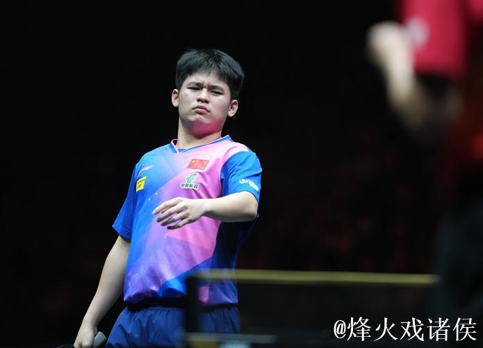 WTT总决赛:林诗栋4-0完胜梁靖崑,挺进男单八强 WTT总决赛:林诗栋4-0完胜梁靖崑,挺进男单八强